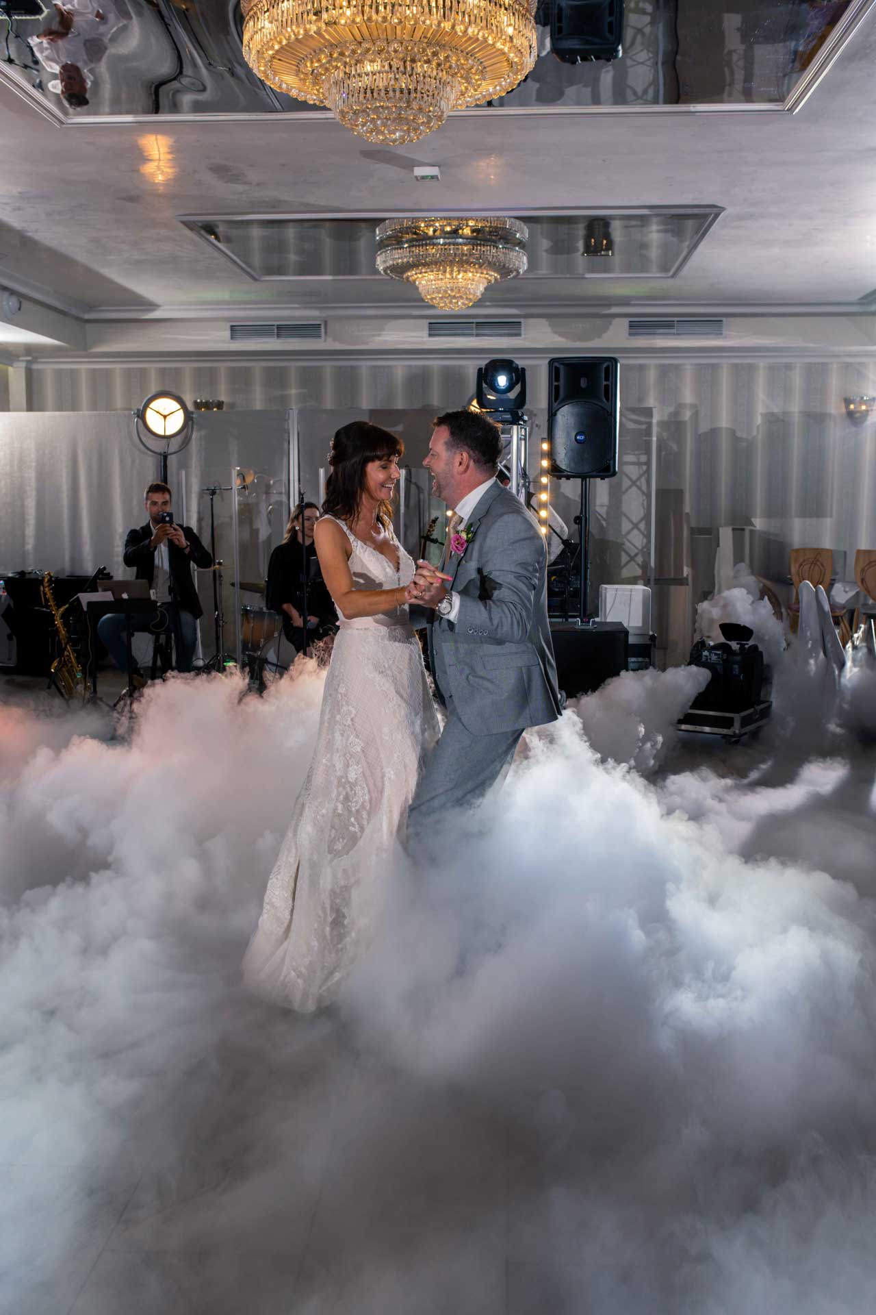 Slub Irlandczyków Lublin młoda para na parkiecie tańczy